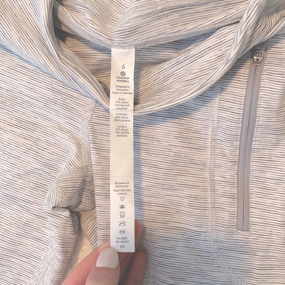 Lululemon Invigorate leggings size 6 NWOT - Never worn - Picture 7 of 7